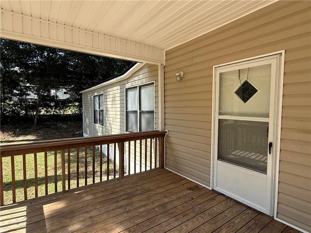 143 Whitley Drive Warner Robins, GA 31093