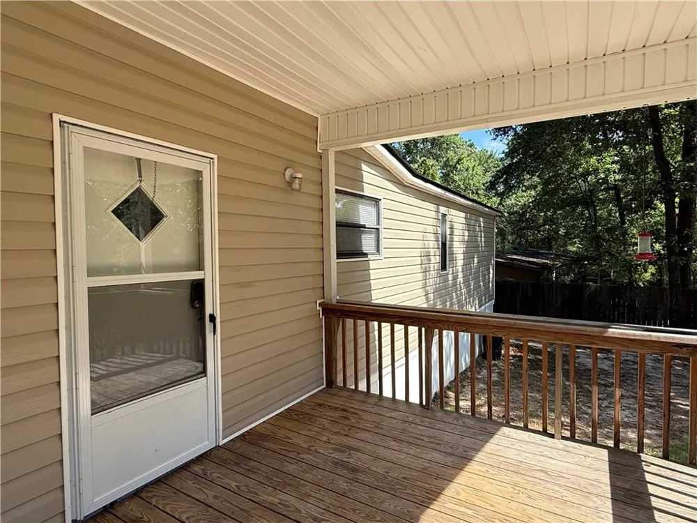 143 Whitley Drive Warner Robins, GA 31093