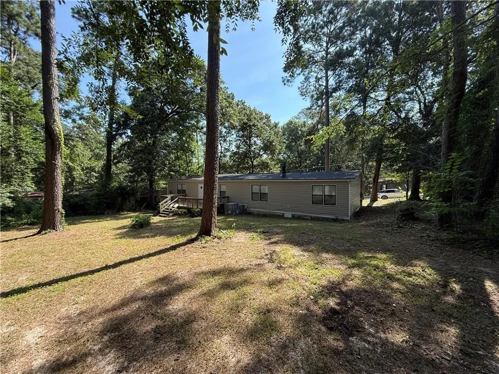 143 Whitley Drive Warner Robins, GA 31093