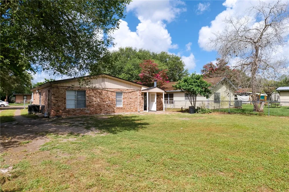 10822 Mayfield Drive Corpus Christi, TX 78410