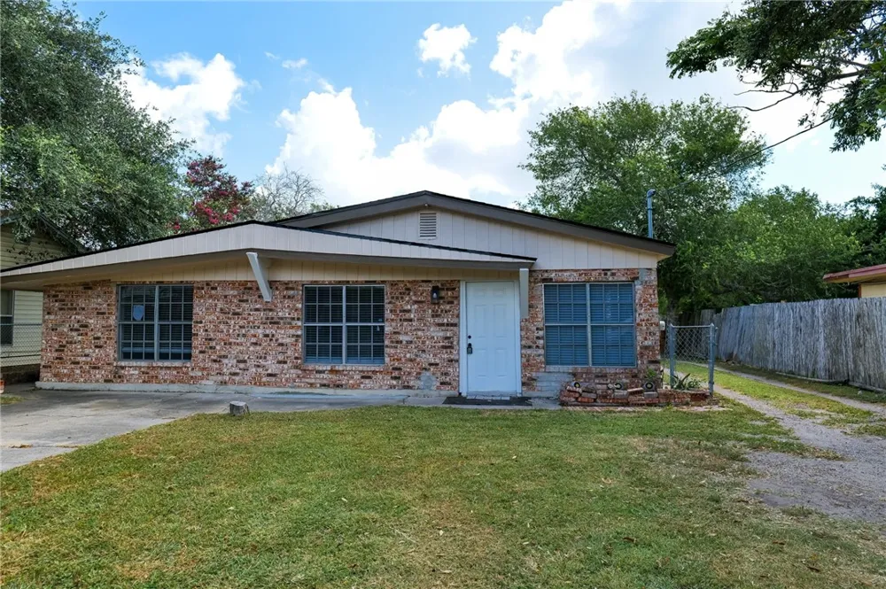 10822 Mayfield Drive Corpus Christi, TX 78410