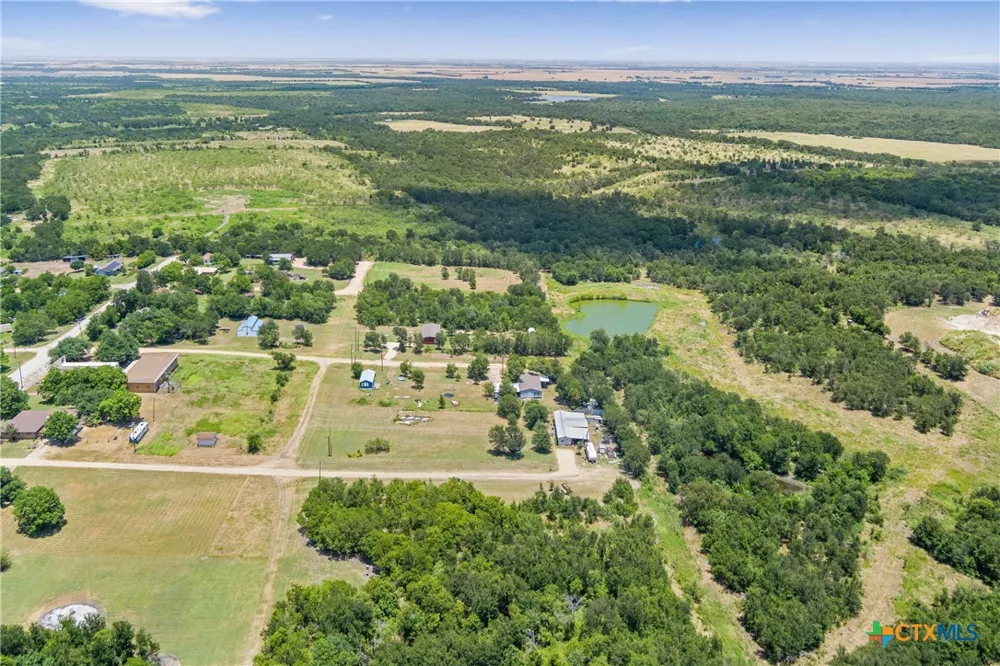 24485 E Avenue C Buckholts, TX 76518