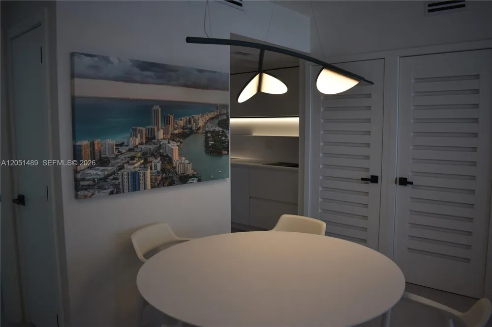 6365 Collins Ave #1211 Miami Beach, FL 33141
