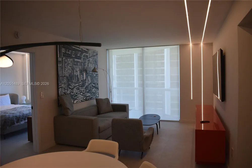 6365 Collins Ave #1211 Miami Beach, FL 33141
