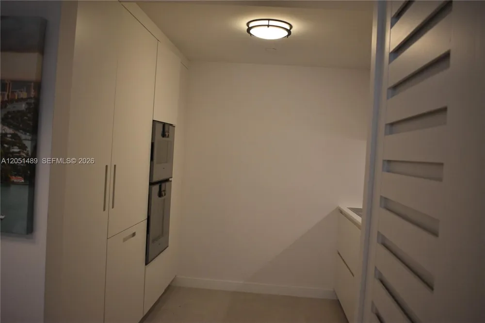 6365 Collins Ave #1211 Miami Beach, FL 33141