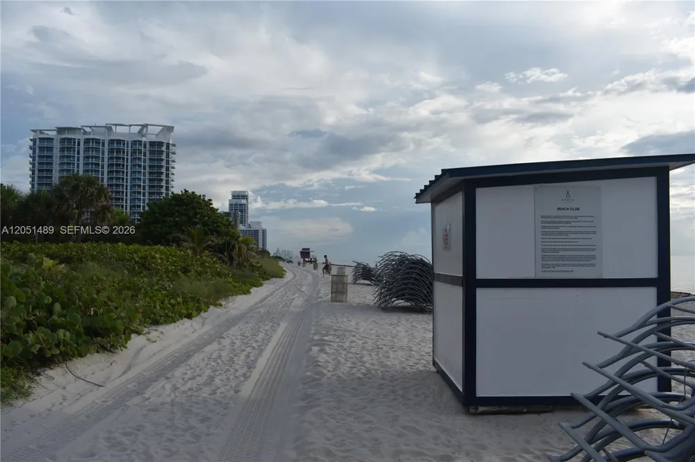 6365 Collins Ave #1211 Miami Beach, FL 33141