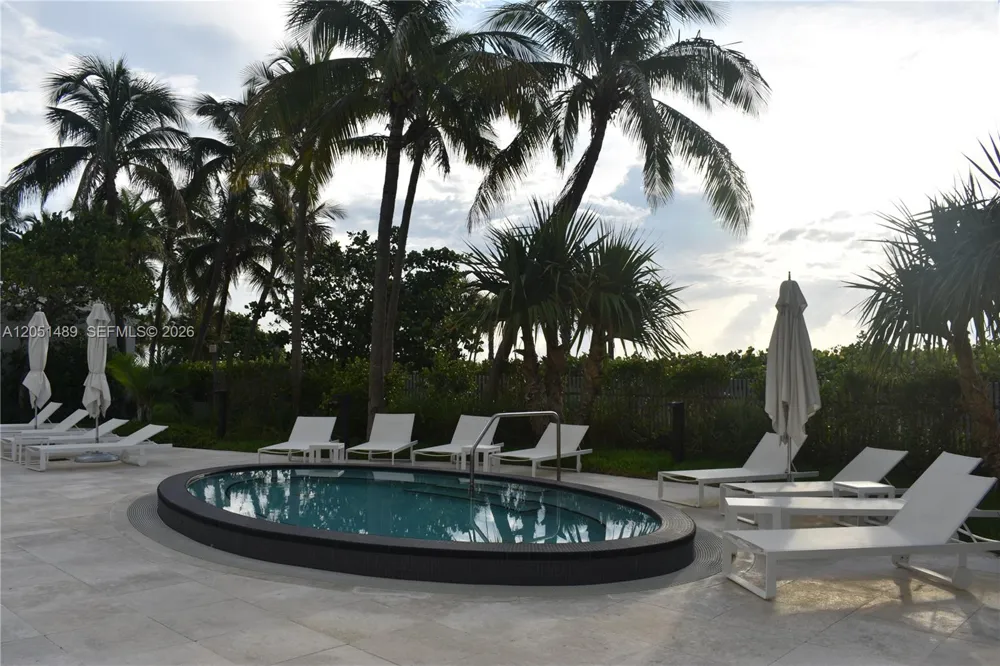 6365 Collins Ave #1211 Miami Beach, FL 33141