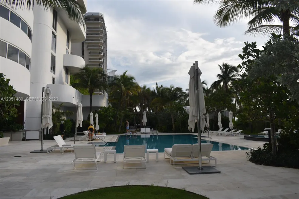 6365 Collins Ave #1211 Miami Beach, FL 33141
