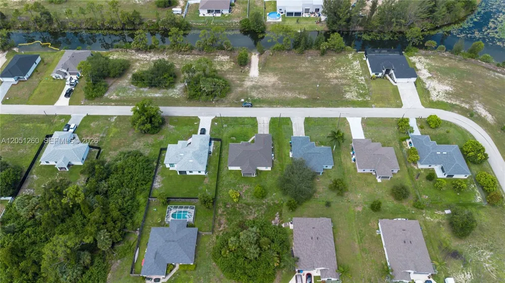 4129 NE 19TH PL Cape Coral, FL 33909