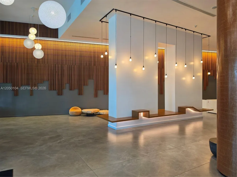 350 S Miami Ave #3201 Miami, FL 33130