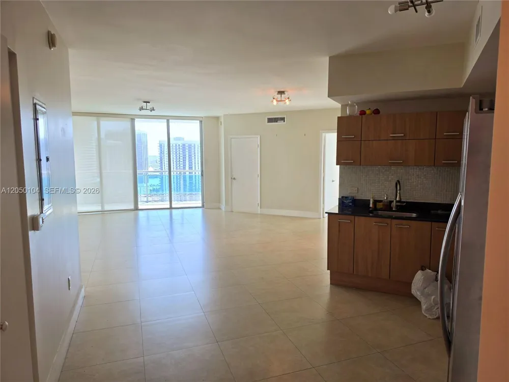 350 S Miami Ave #3201 Miami, FL 33130