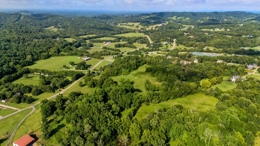 6628 Bethesda Arno Rd Thompsons Station, TN 37179