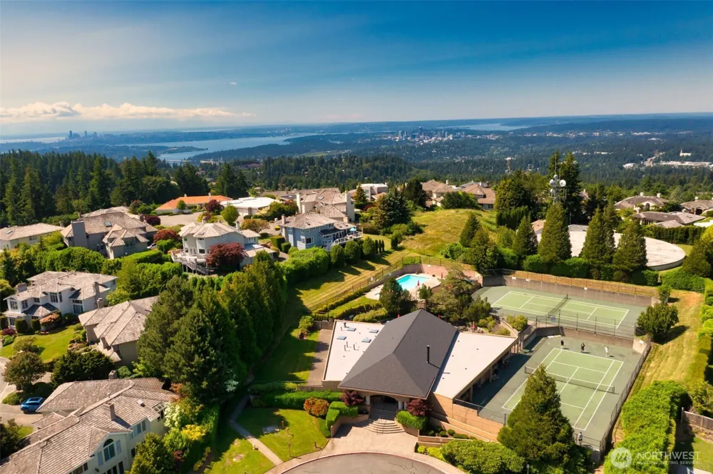 15423 SE 58th Street Bellevue, WA 98006