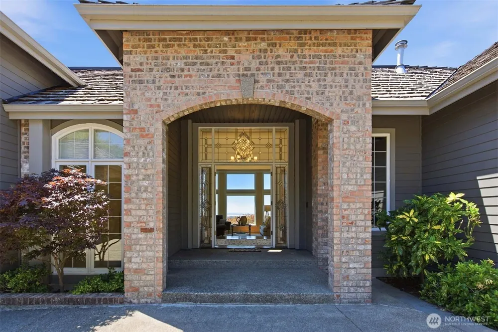 15423 SE 58th Street Bellevue, WA 98006