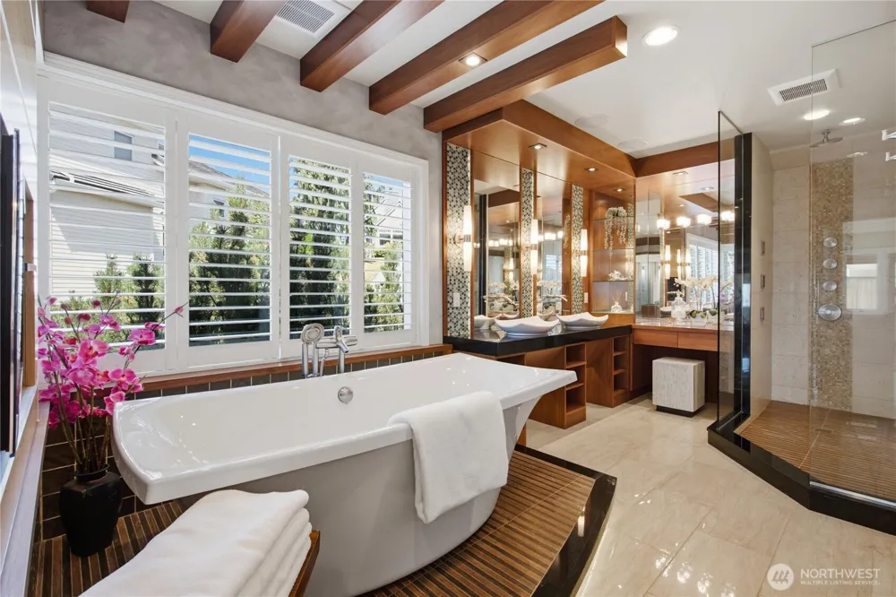15423 SE 58th Street Bellevue, WA 98006