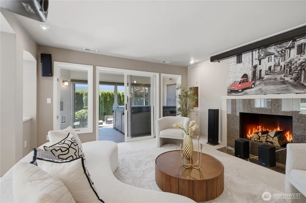 15423 SE 58th Street Bellevue, WA 98006