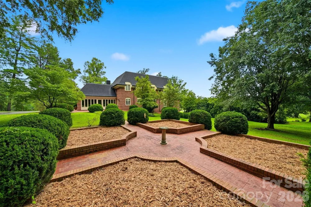 2373 Wilkesboro Boulevard Lenoir, NC 28645