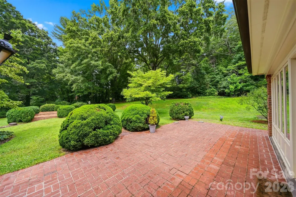 2373 Wilkesboro Boulevard Lenoir, NC 28645