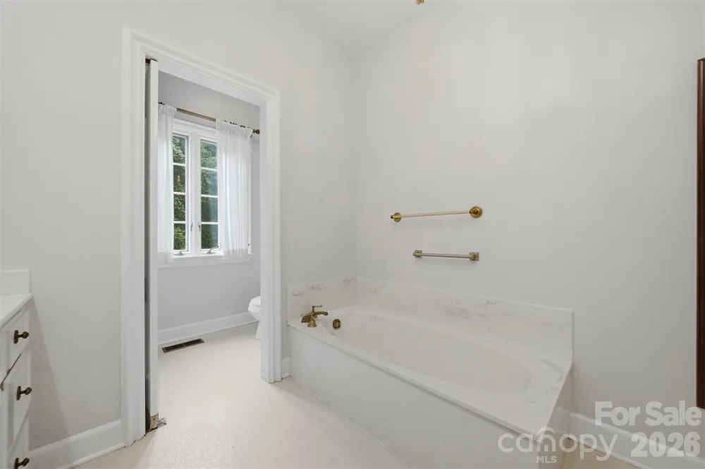 2373 Wilkesboro Boulevard Lenoir, NC 28645