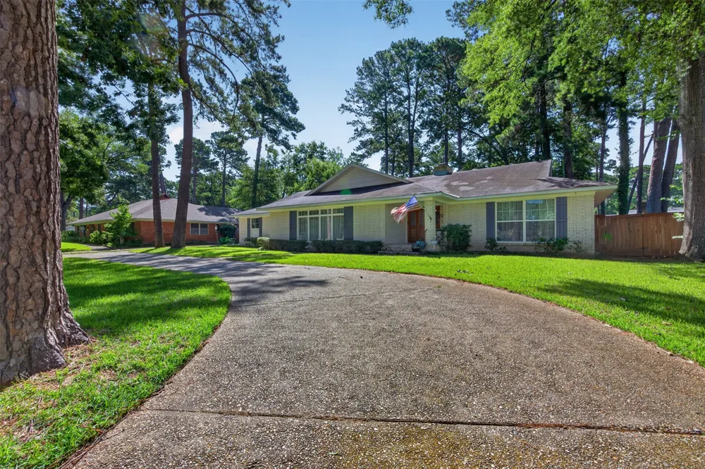 609 Millicent Way Shreveport, LA 71106