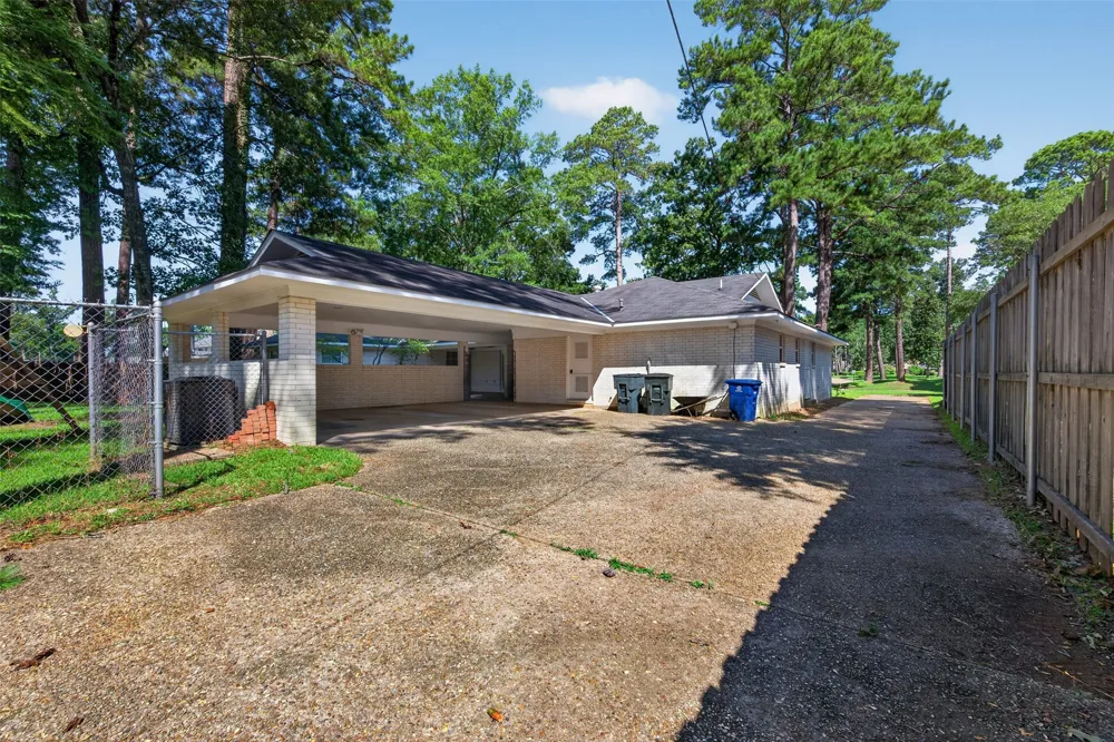 609 Millicent Way Shreveport, LA 71106