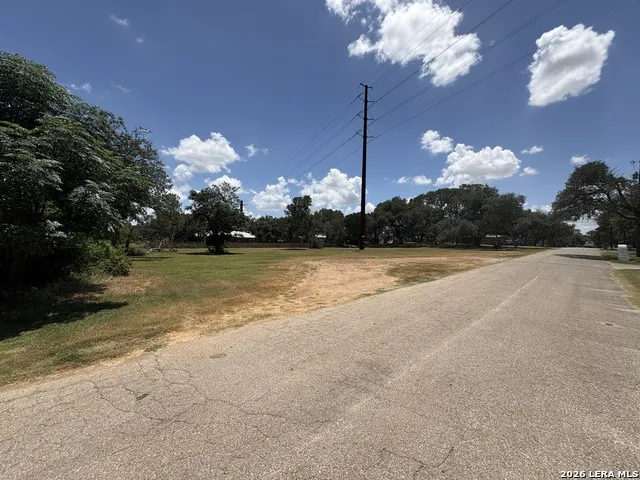 156 TEXAS AVE New Braunfels, TX 78130