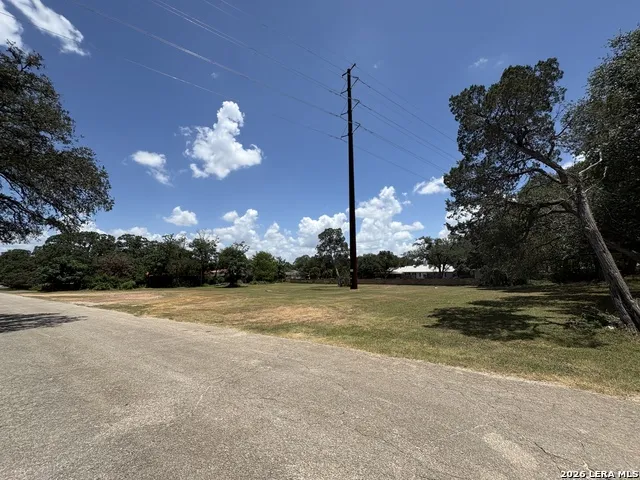 156 TEXAS AVE New Braunfels, TX 78130