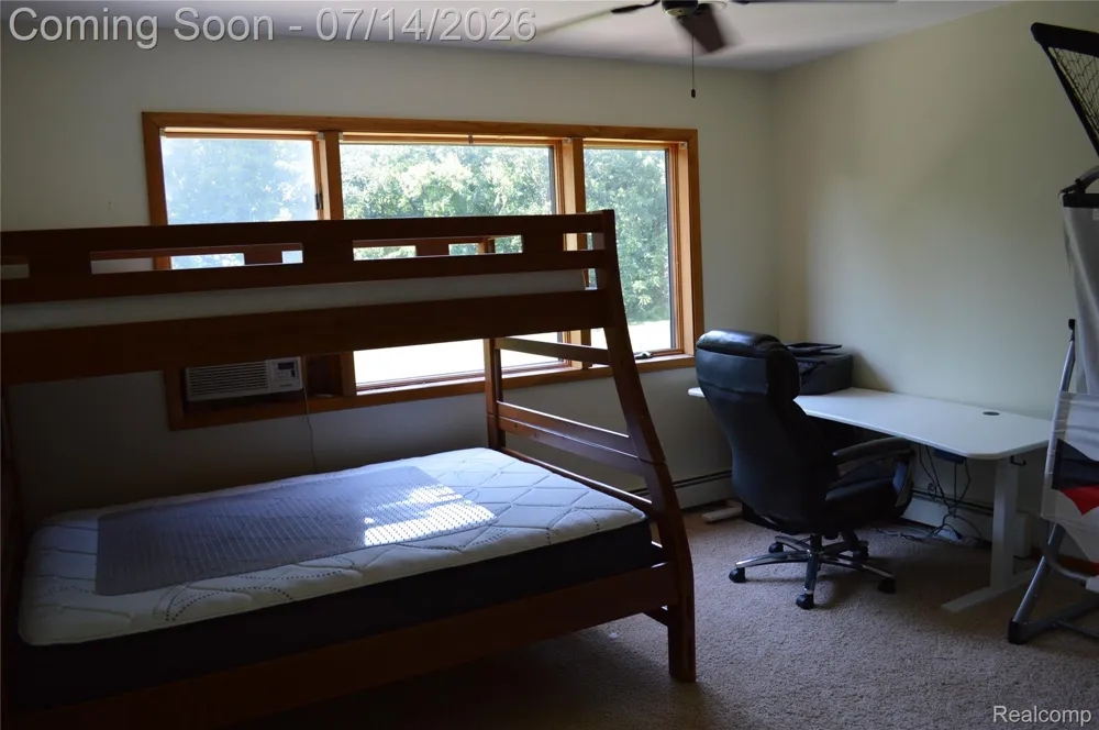 10055 Walnut Hill Drive Springfield Charter Township, MI 48350