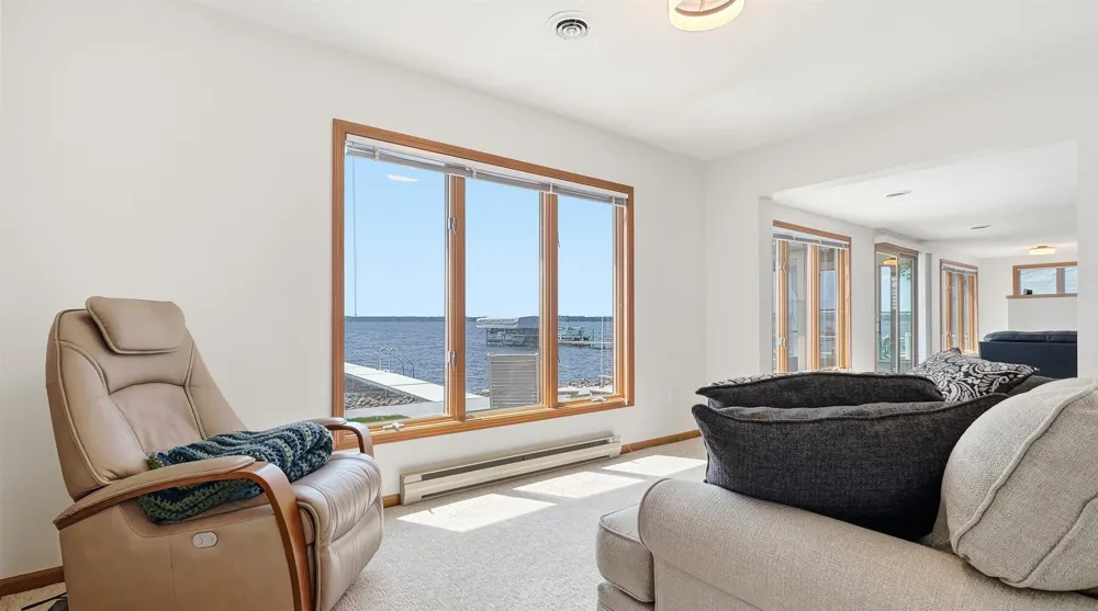 1027 E Lake Mitchell Drive Cherry Grove Township, MI 49601