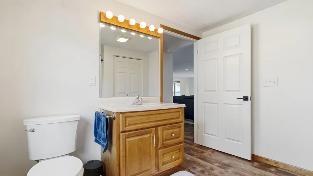1027 E Lake Mitchell Drive Cherry Grove Township, MI 49601
