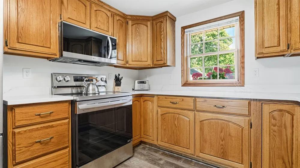 1027 E Lake Mitchell Drive Cherry Grove Township, MI 49601