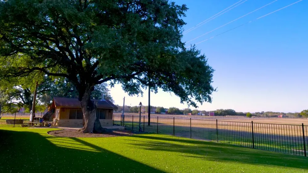 1115 County Road 414 Spicewood, TX 78669