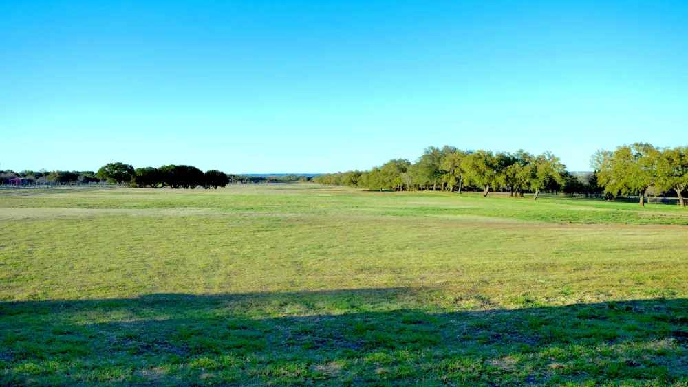 1115 County Road 414 Spicewood, TX 78669