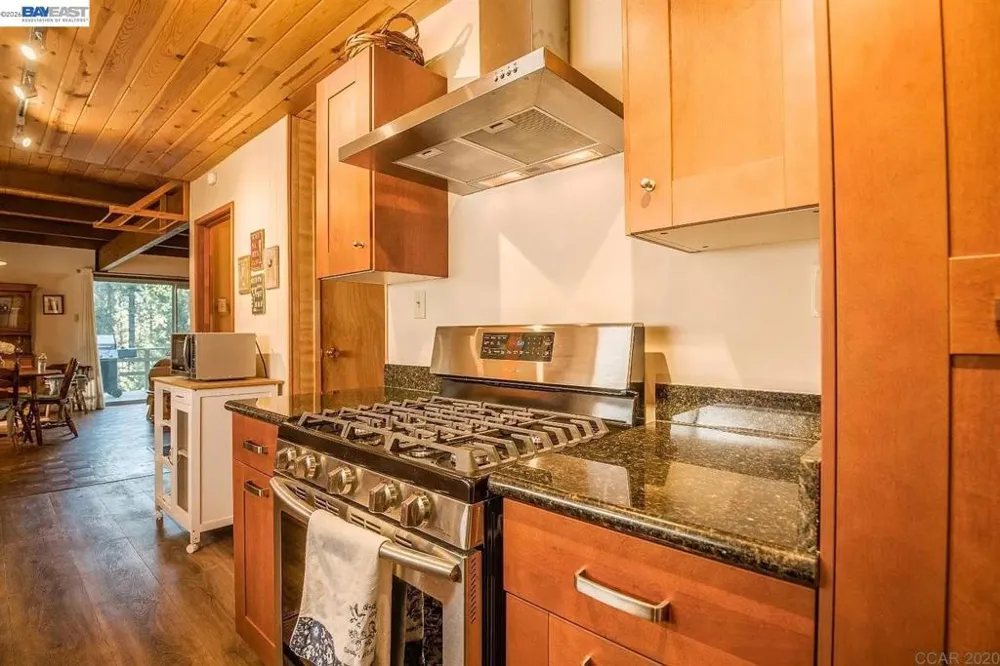 3673 The Jug Handle Arnold, CA 95223