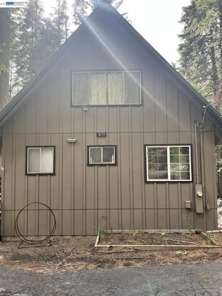 3673 The Jug Handle Arnold, CA 95223