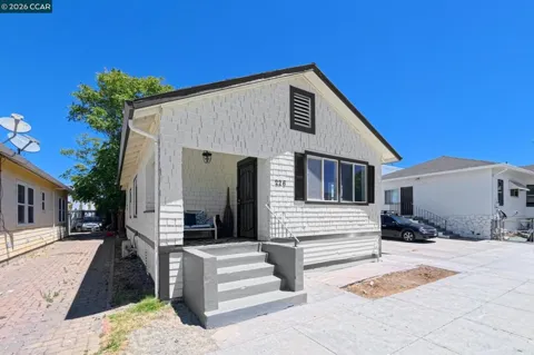 226 W 9Th St