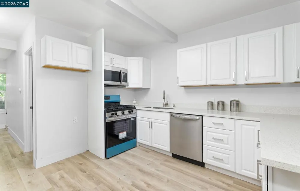 226 W 9Th St Pittsburg, CA 94565