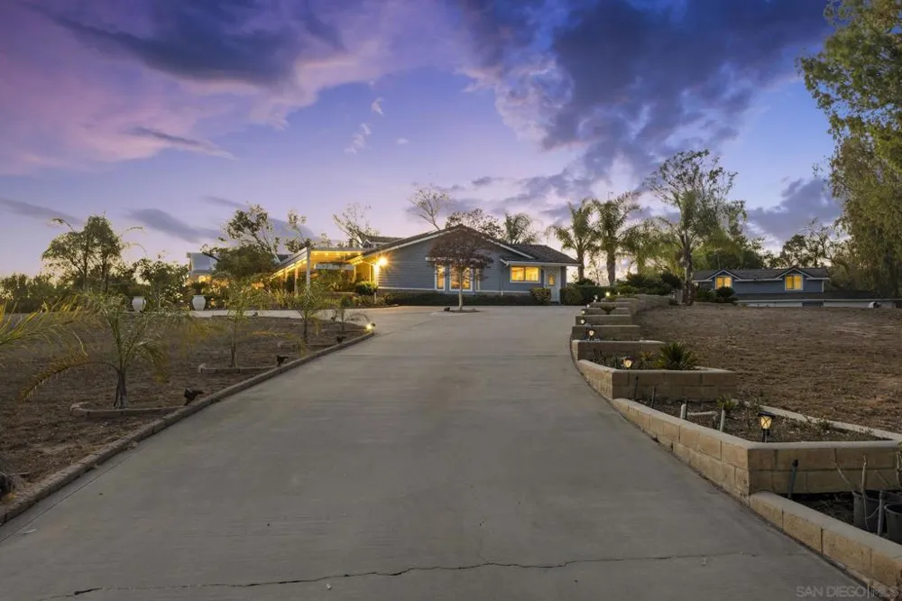 13764 McNally Rd Valley Center, CA 92082