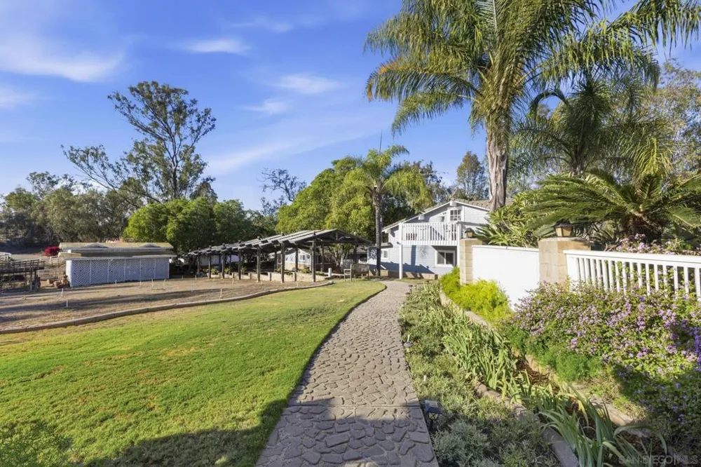 13764 McNally Rd Valley Center, CA 92082