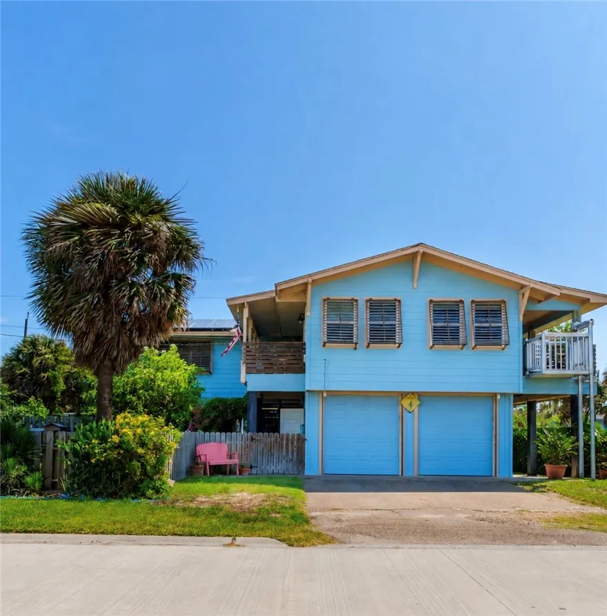 424 Trojan Street Port Aransas, TX 78373