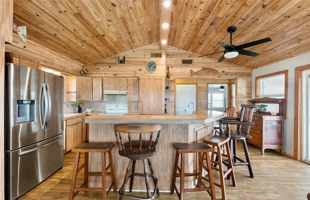 424 Trojan Street Port Aransas, TX 78373