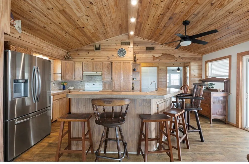 424 Trojan Street Port Aransas, TX 78373