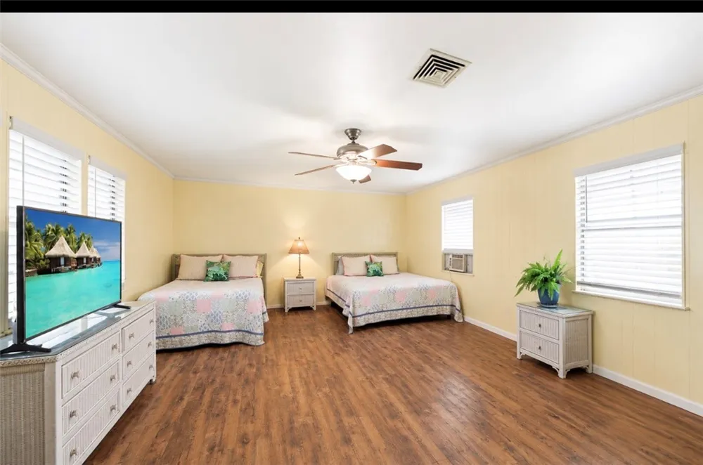 424 Trojan Street Port Aransas, TX 78373