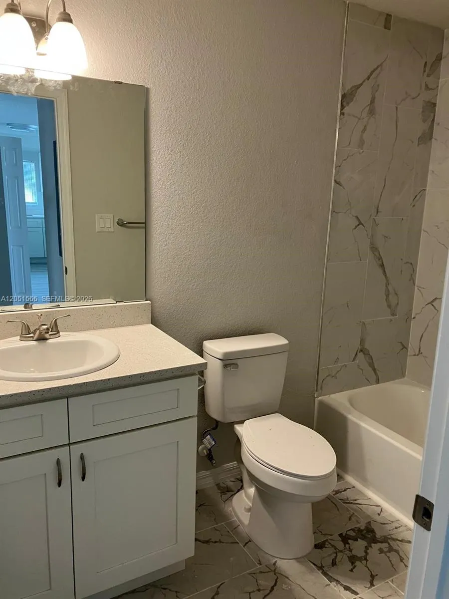 363 POINSETTIA AVE #363 Other City - In The State Of Florida, FL 33870