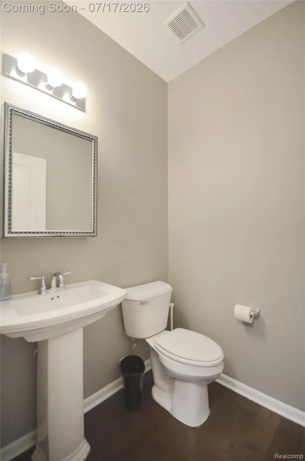 4625 Bradley Circle Troy City, MI 48085