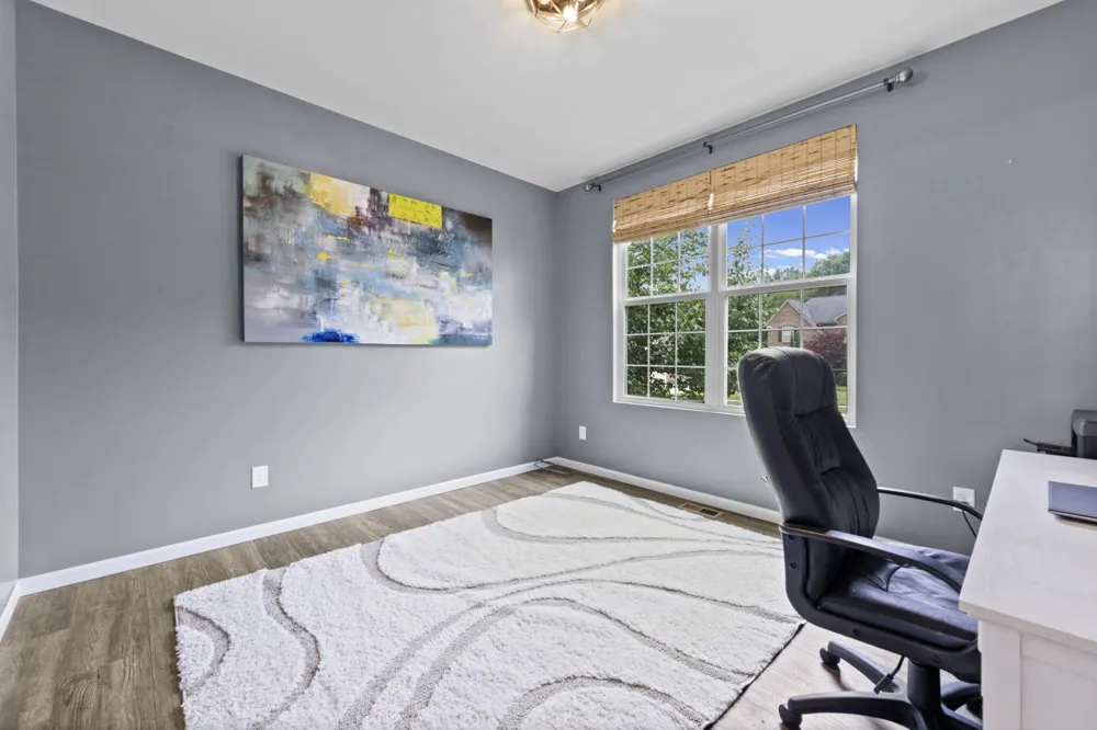 5887 Strawberry Circle Commerce Charter Township, MI 48382