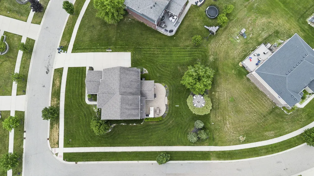 5887 Strawberry Circle Commerce Charter Township, MI 48382