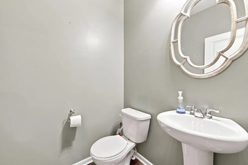 5887 Strawberry Circle Commerce Charter Township, MI 48382