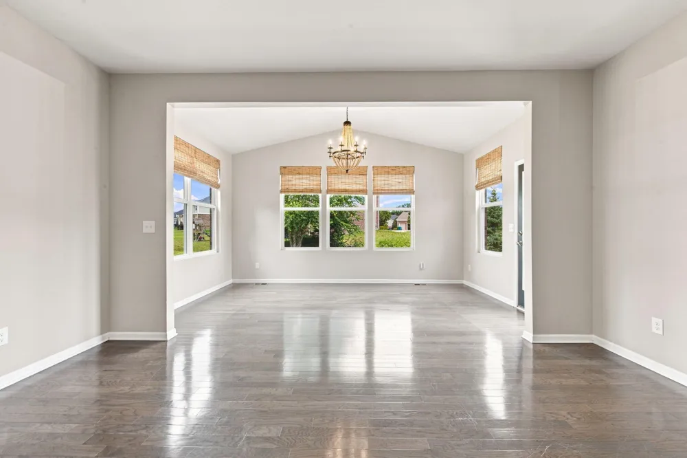 5887 Strawberry Circle Commerce Charter Township, MI 48382