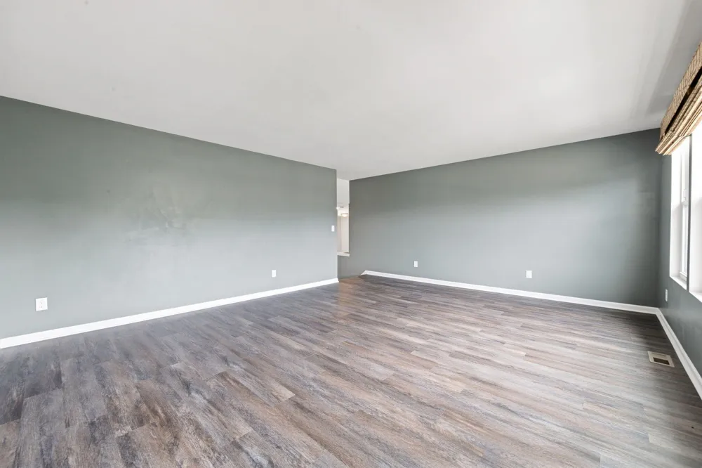 5887 Strawberry Circle Commerce Charter Township, MI 48382